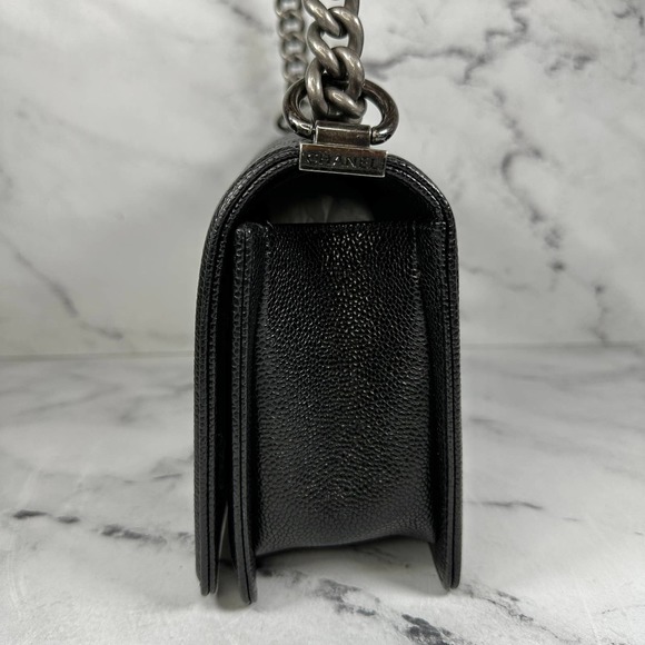 ❌❌ Chanel Boy Bag Caviar Old Medium Classic Quilted Black Caviar Flap CC Leboy - Picture 10 of 16